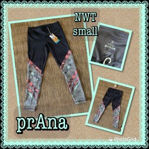 NWT- PRANA- Leggings/yoga pants -small